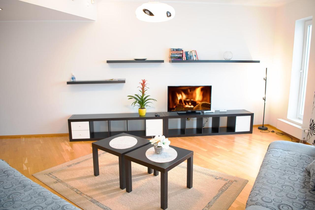 Wilde Guest Apartment Tigutorn ตาร์ตู ภายนอก รูปภาพ